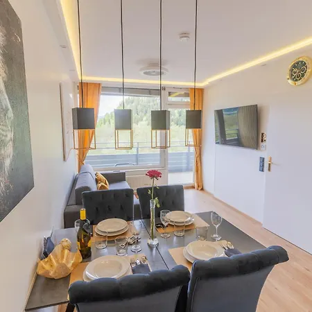 Ct-gold Penthouse Amatera Privater Seezugang Hallenbad, Skiarena Gerlitzen Apartment *